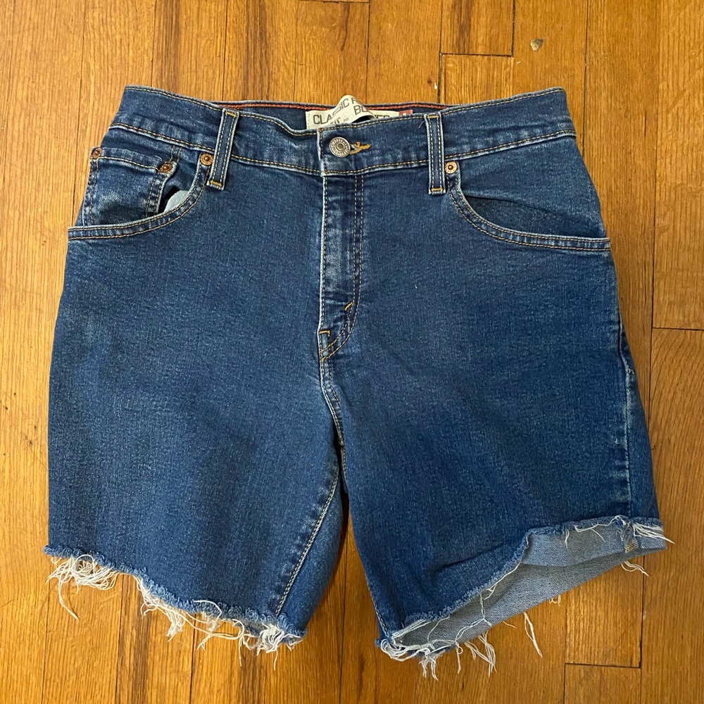 Levi’s high waisted shorts
